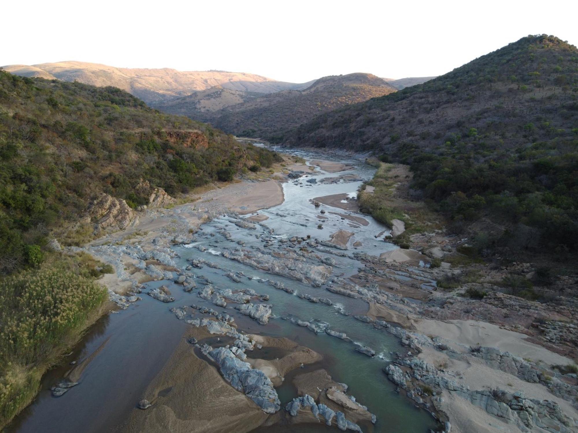 Ulundi Zulu Rock Lodge - Babanango Game Reserve מראה חיצוני תמונה